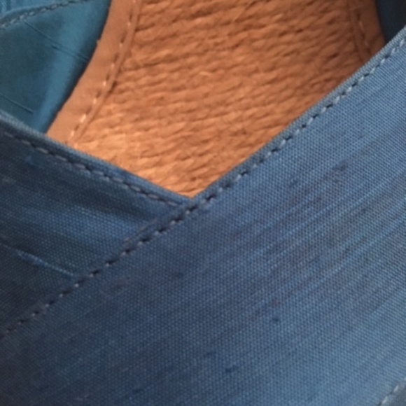 NWT Ralph Lauren Turquoise Shantung Silk Espadrilles - Picture 6 of 6